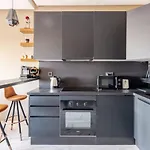 Aliya Residence By Viva Stay